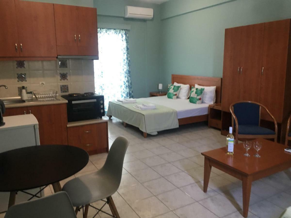 Helios Apartments Plakiász Kültér fotó